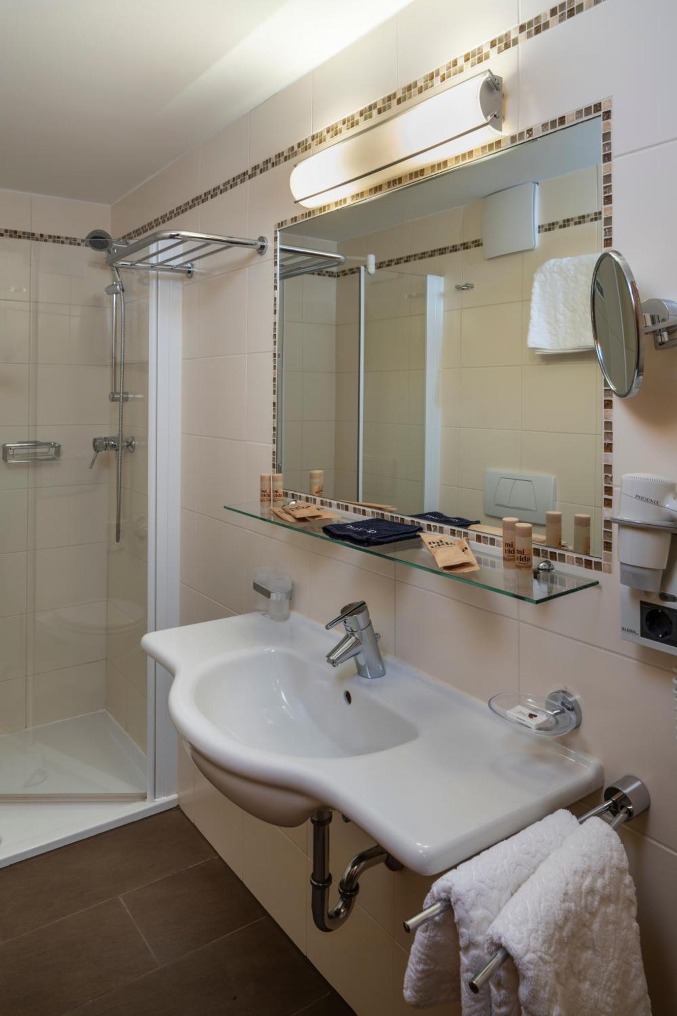 Wander- Und Wellnesshotel Kanzler Bad Mitterndorf Zewnętrze zdjęcie